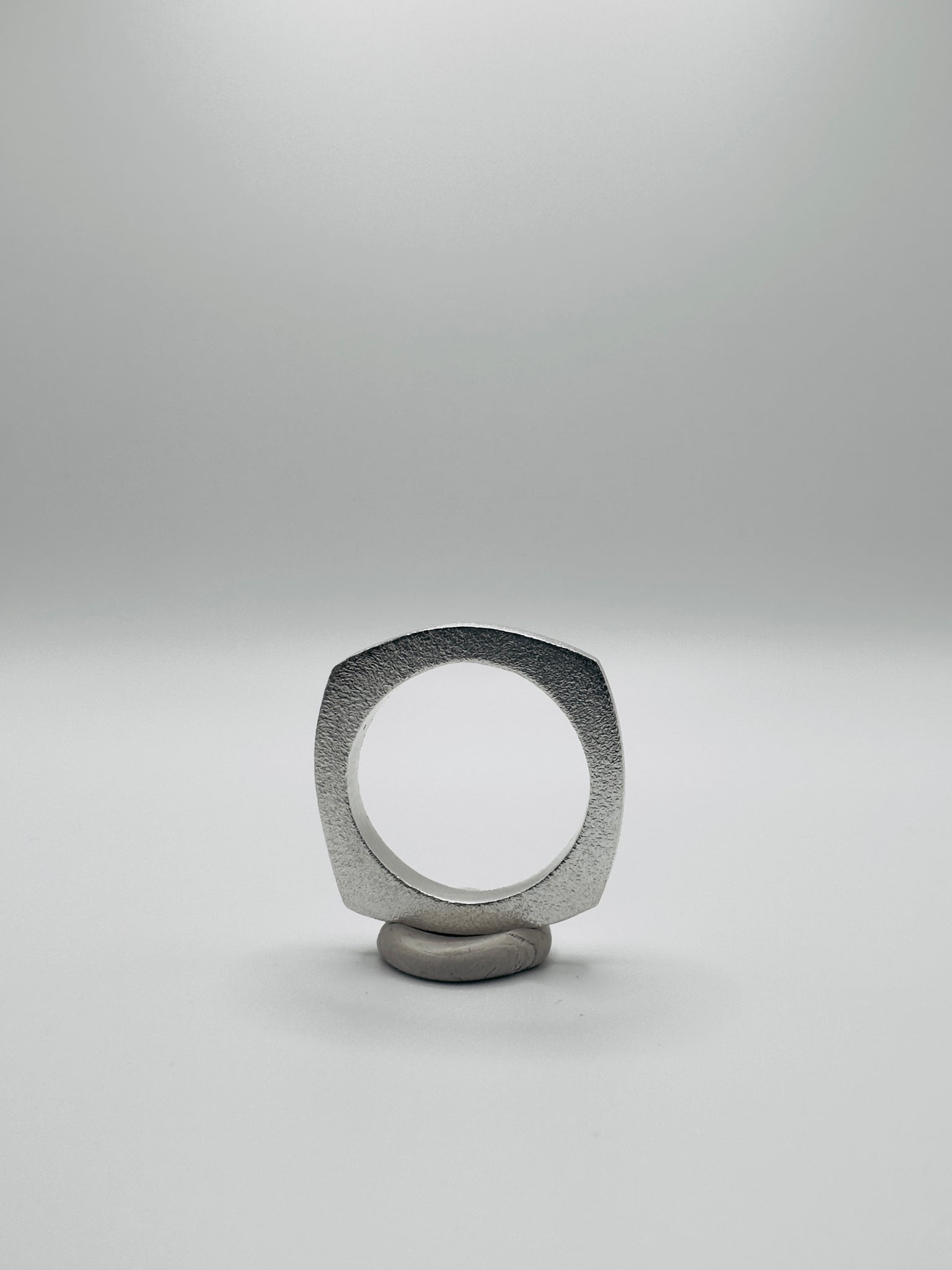 Pla Curved Square Ring